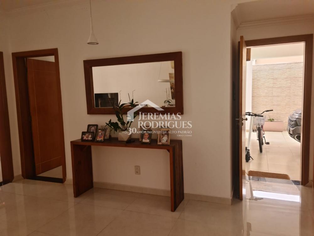 Sobrado com 4 suítes no Condomínio Real Ville