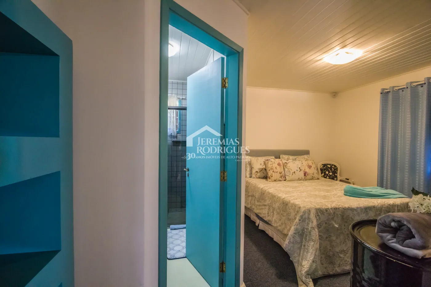 Casa com 3 suítes, 170 m² - Condomínio Jardim Monte Belo - Campos do Jordão/SP