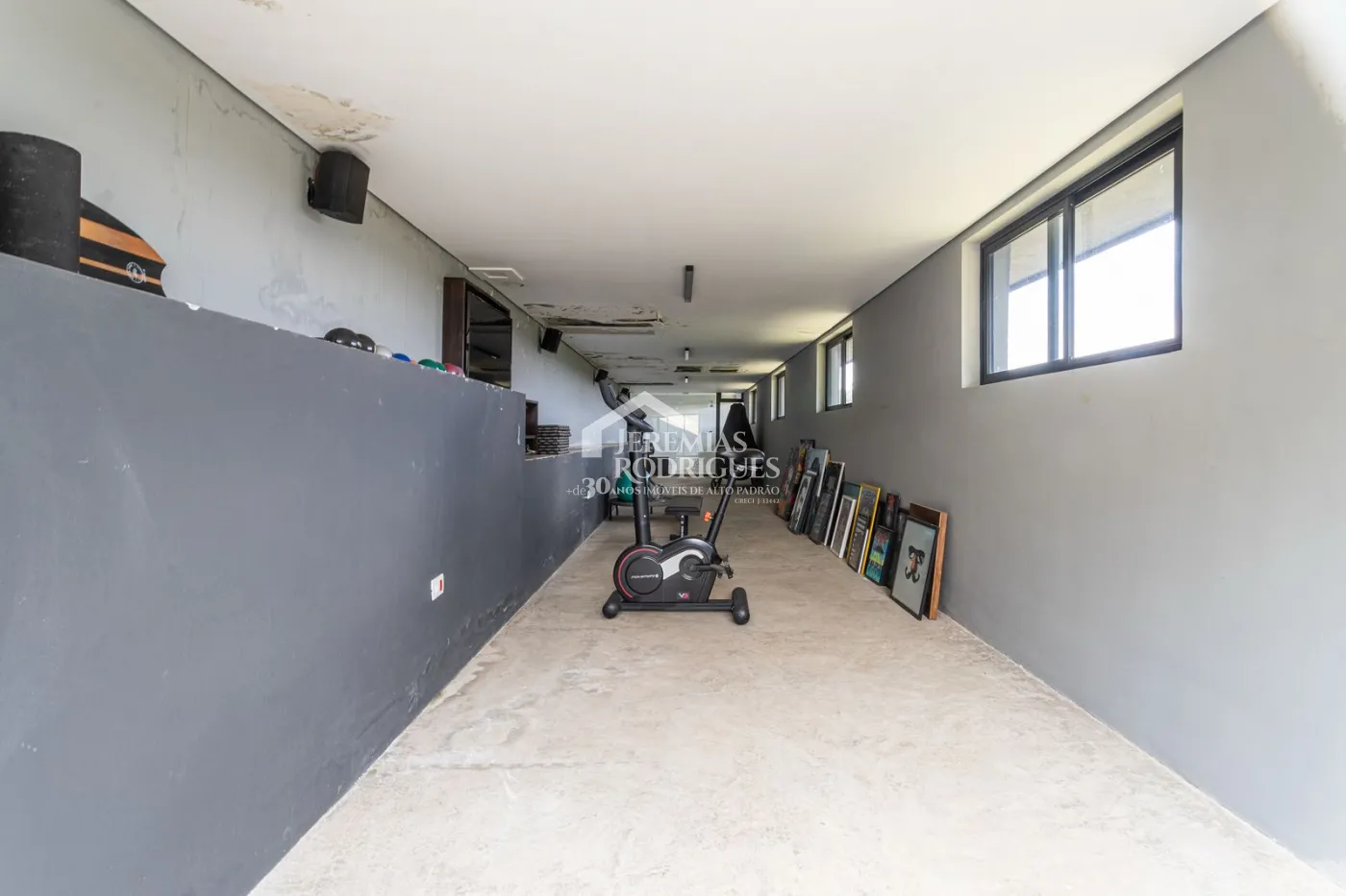 Casa para venda com 5 dormitórios no Residencial Estrelas da Mantiqueira em Campos do Jordão/SP