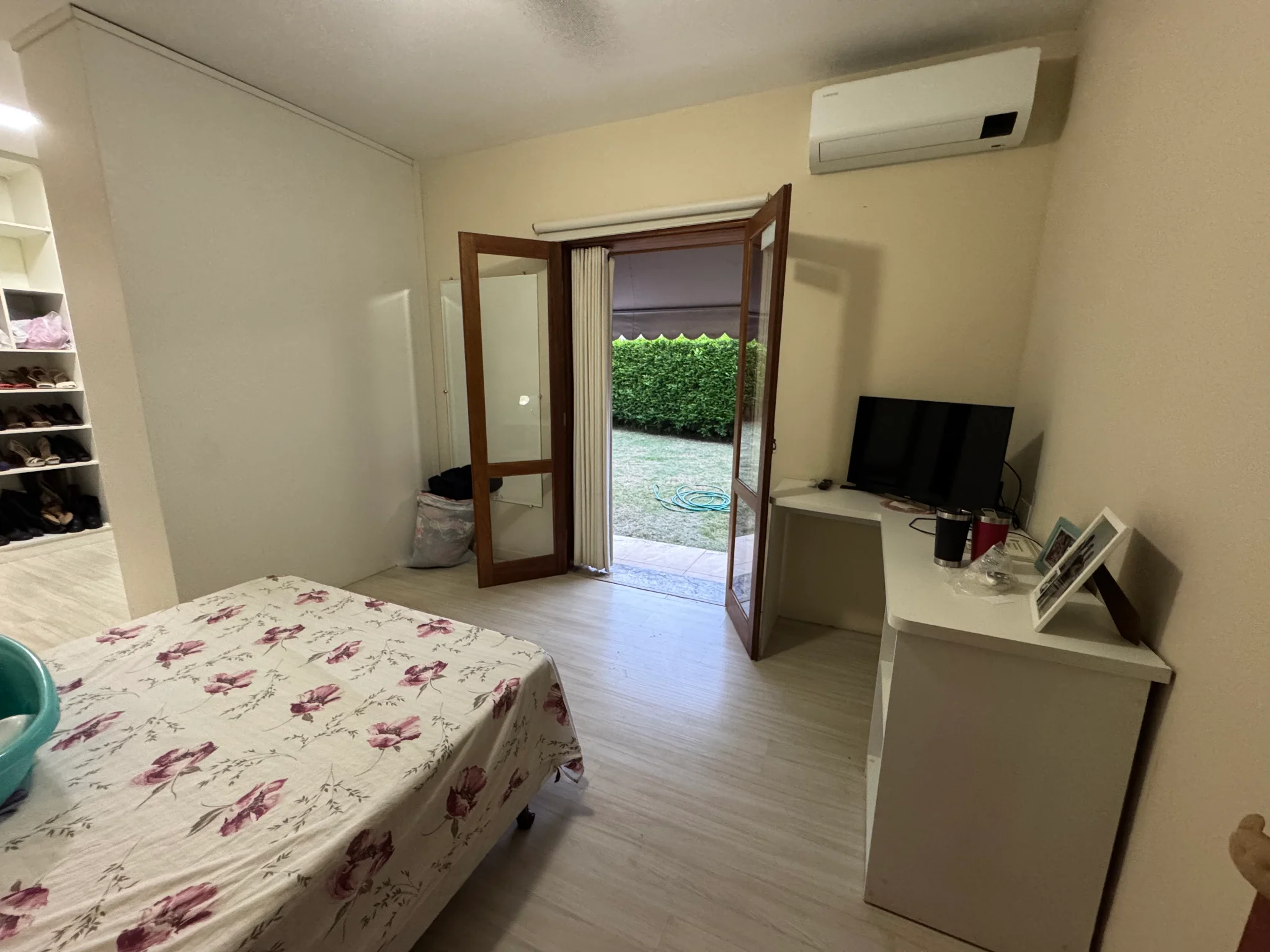 Casa à venda com 5 dormitórios no Condomínio Villlage Paineiras em Pindamonhangaba/SP. 