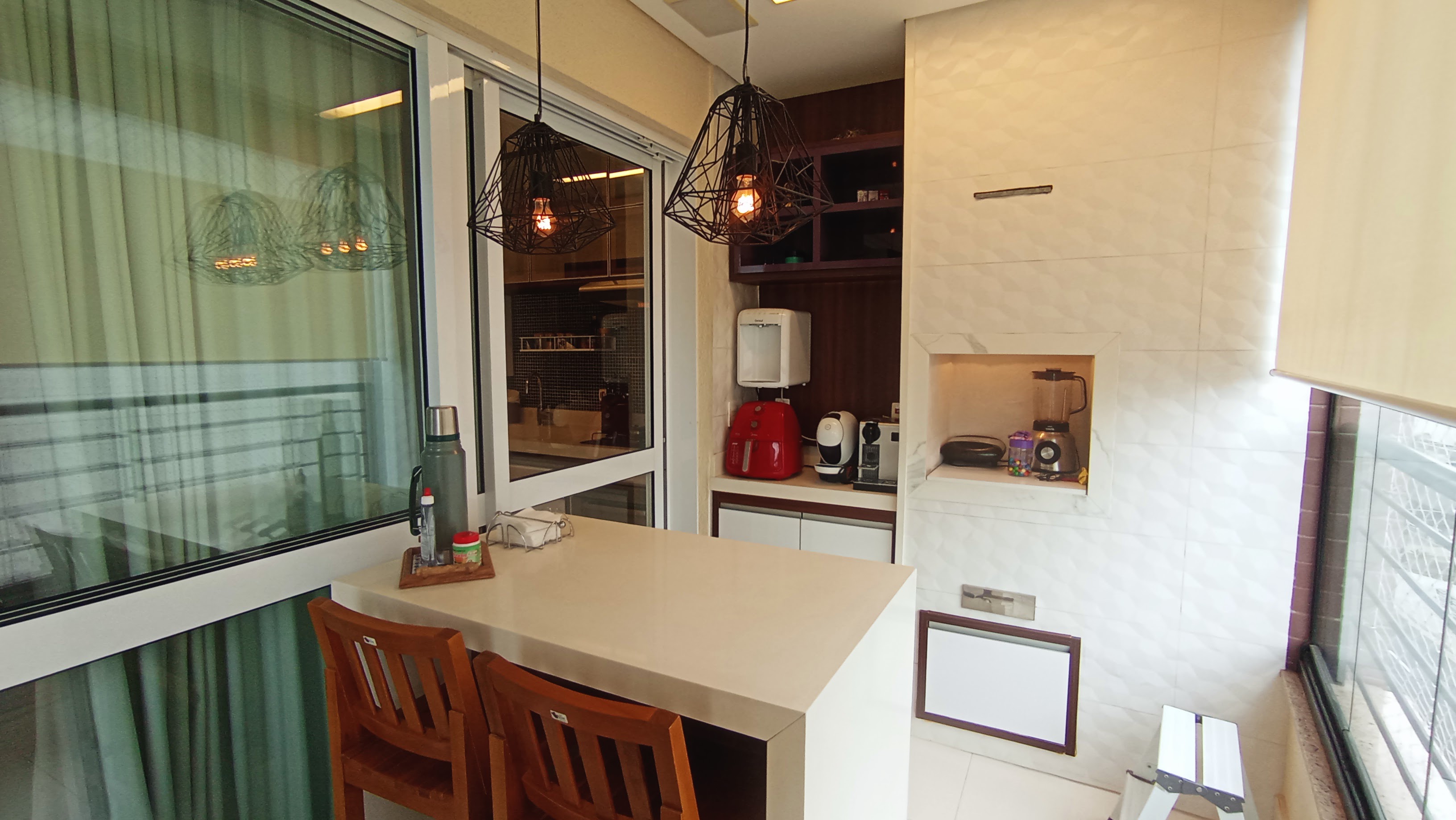 Apartamento à venda com 3 suítes no Condomínio Renaissance em Taubaté/SP.