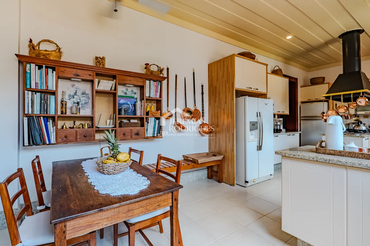 Fazenda à venda com 3.389.000,00 m² em Piraí/RJ.