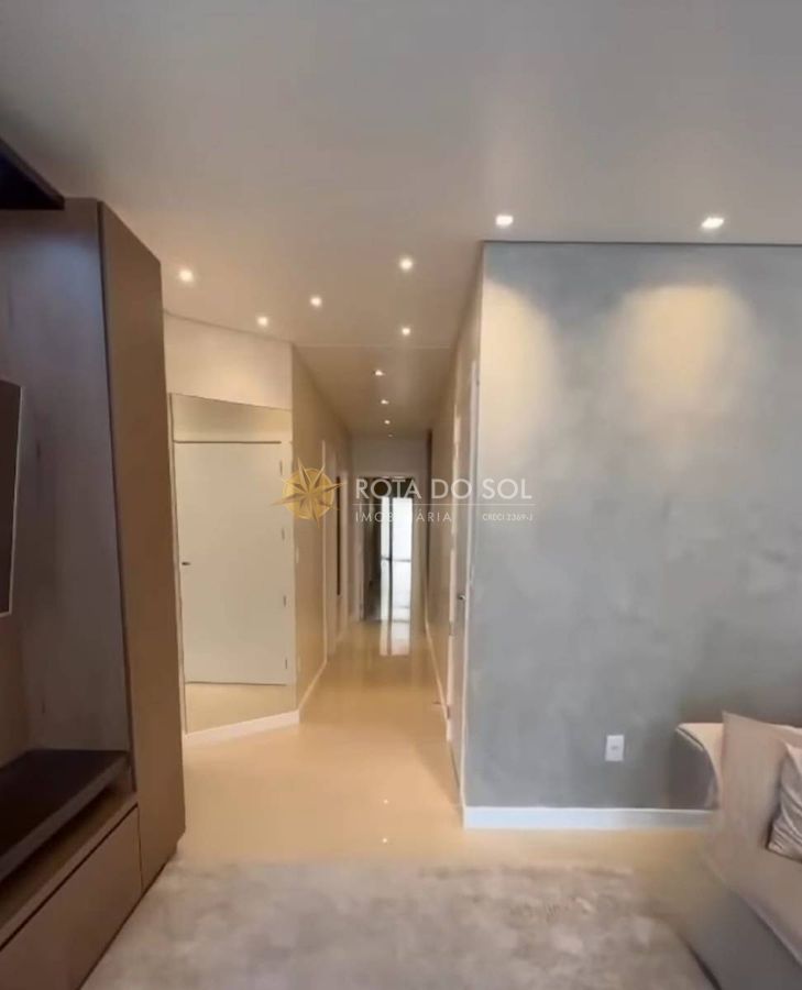 Kalin apartamento mobiliado 3 suítes e 3 vagas na Meia Praia — foto 4