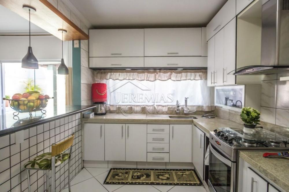 Casa à venda por R$ 750.000,00 - Pindamonhangaba/SP
