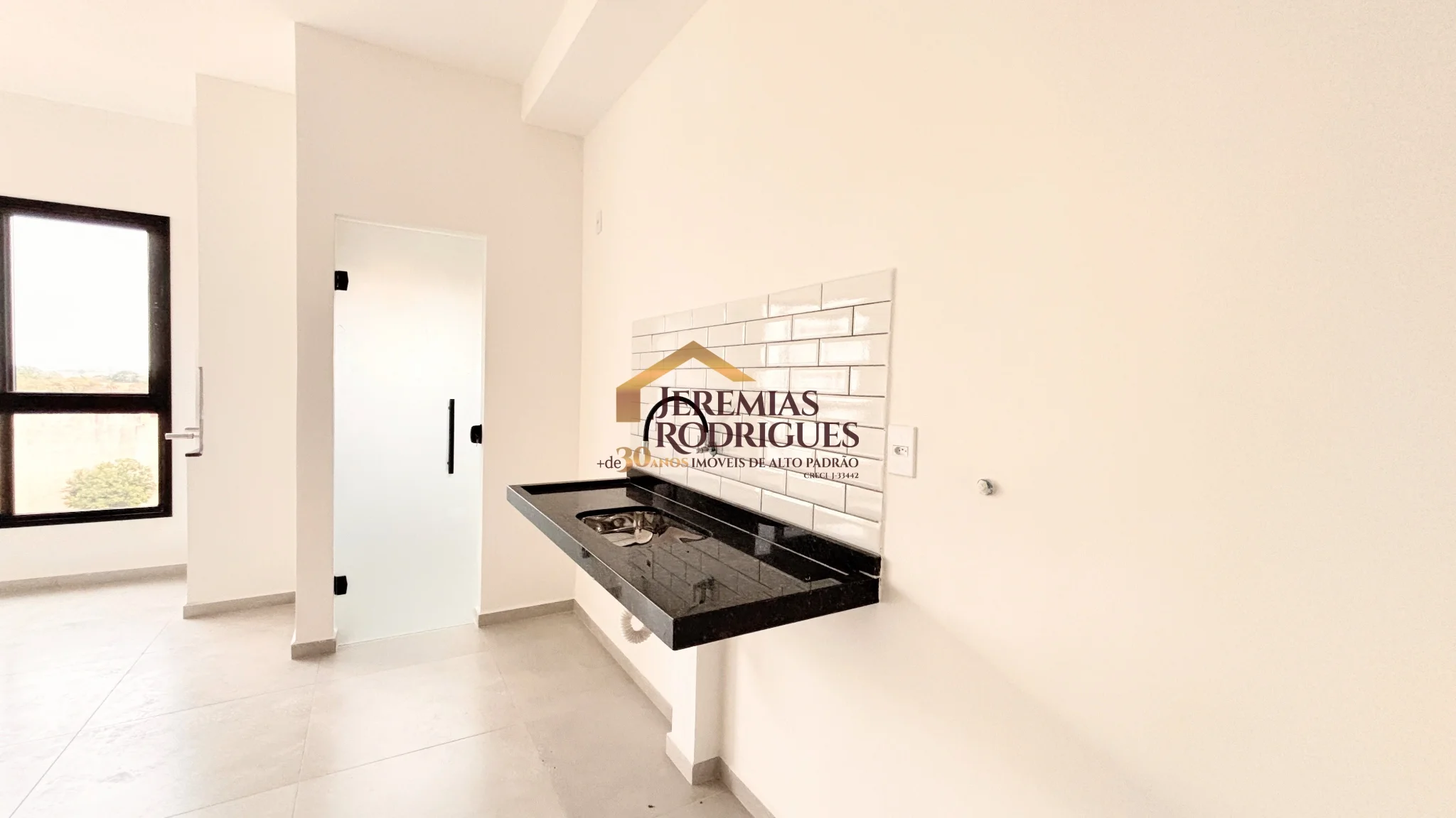 Apartamento para locação no Condomínio Grand View Residence em Pindamonhangaba/SP.