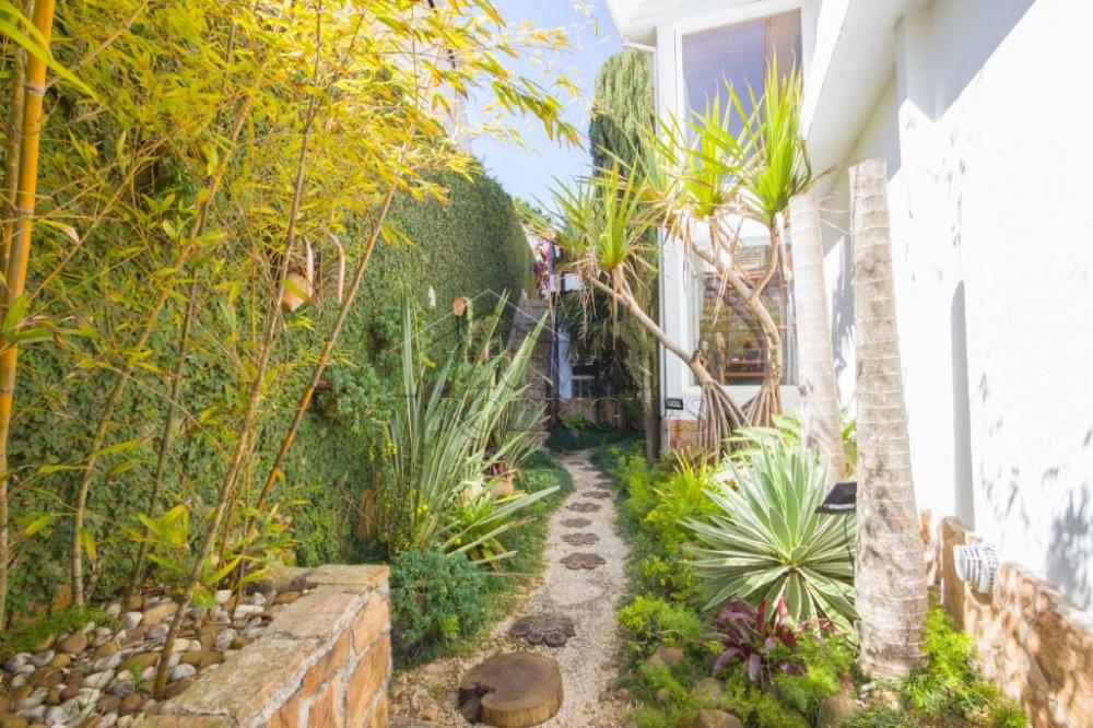 Casa à venda por R$ 6.350.000,00 - Campos do Jordão/SP