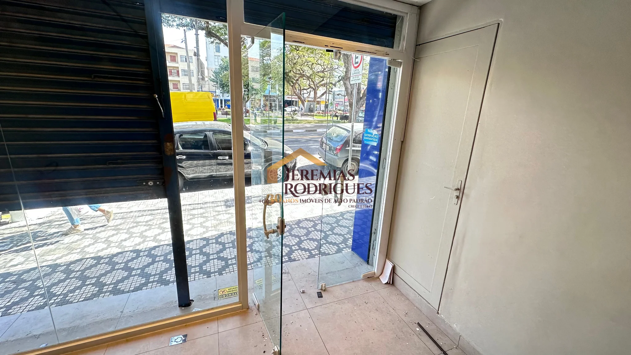 Ponto comercial para locação no Centro em Pindamonhangaba/SP. — foto 10