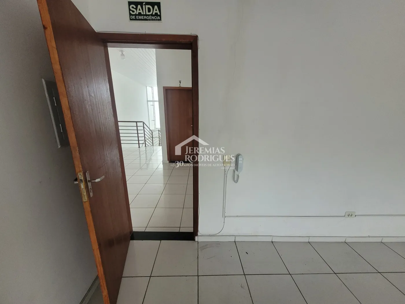 Sala comercial com 102 m² - Centro - Pindamonhangaba/SP