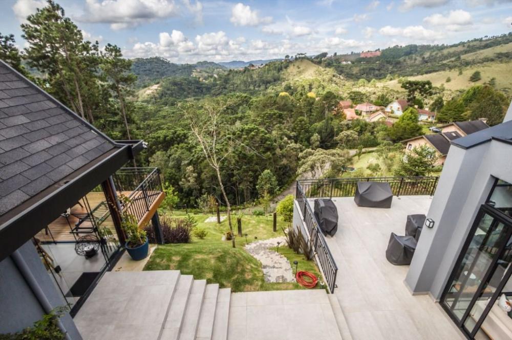 Casa à venda por R$ 7.200.000,00 - Campos do Jordão/SP