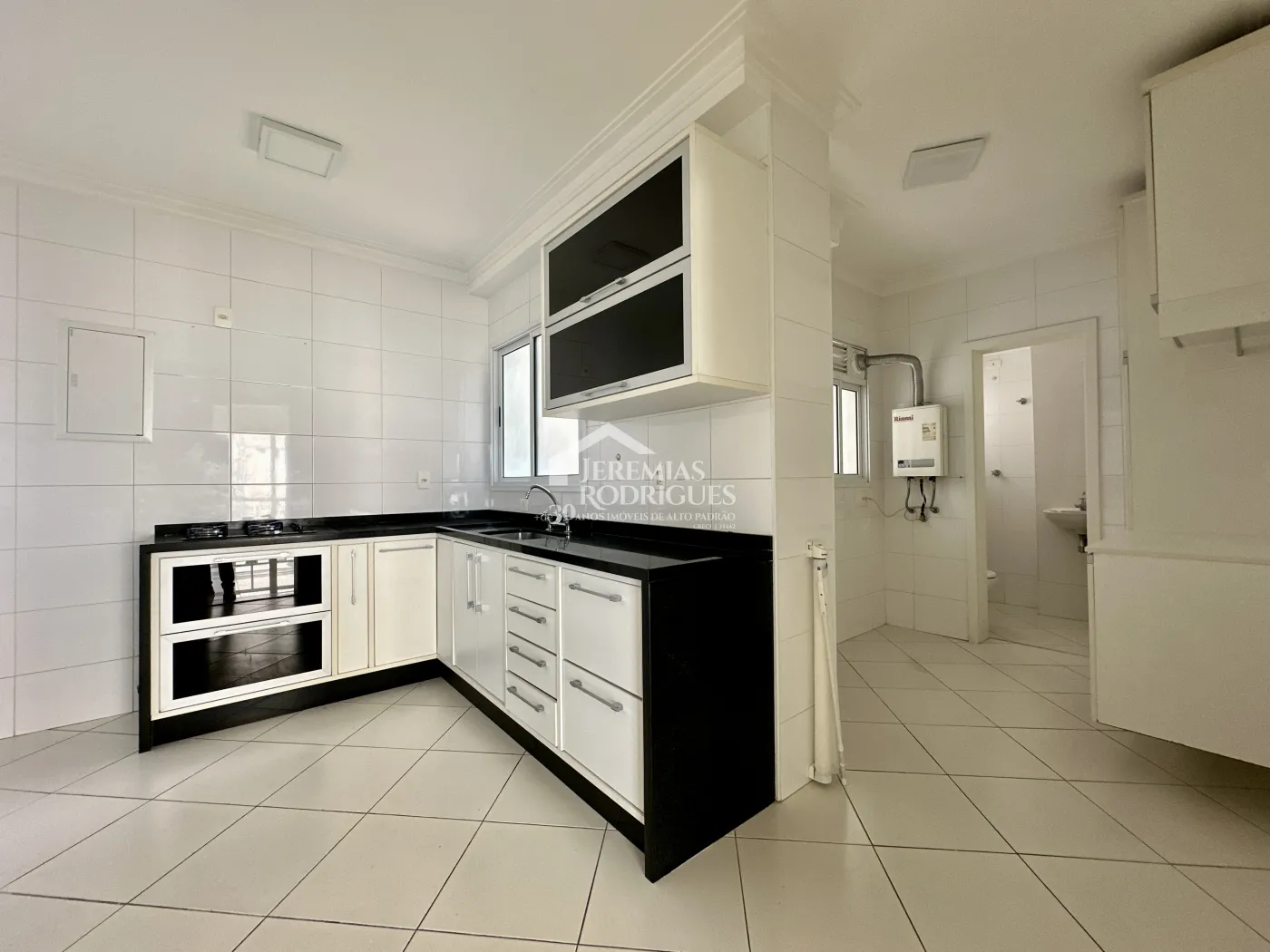 Apartamento com 3 suítes, 130 m² - Edifício Figueiras - Taubaté/SP