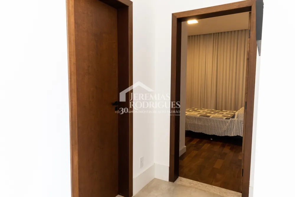 Casa com 4 suítes, 529,3 m² - Condomínio Colonial Village II - Pindamonhangaba/SP