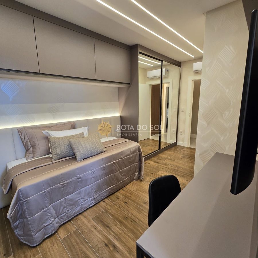 Brooklyn Tower Apartamento Decorado 4 Suítes em Meia Praia Itapema