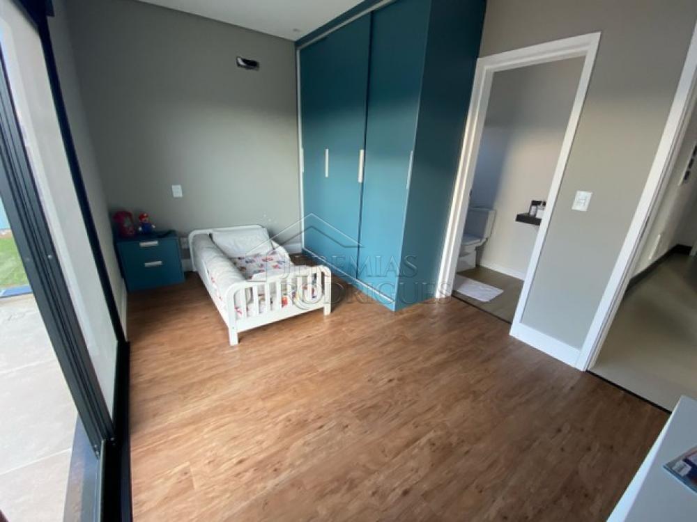 Casa à venda por R$ 1.850.000,00 - Taubaté/SP