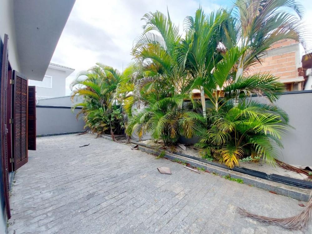 Casa à venda por R$ 930.000,00 - Tremembé/SP
