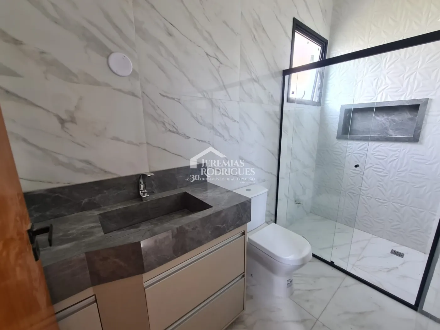 Casa com 3 dormitórios, 138 m² - Residencial Barão de Tremembé - Tremembé/SP.