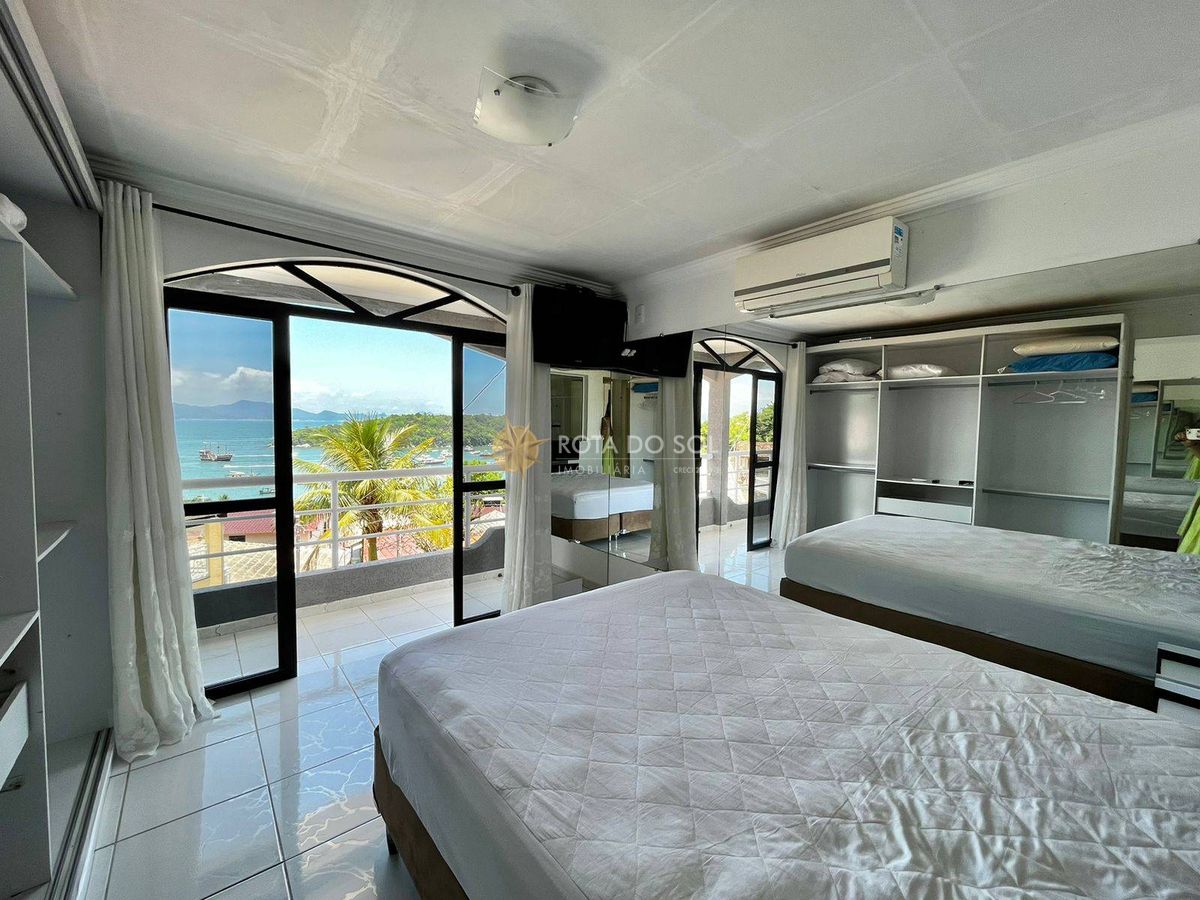 Casa Vista Mar com Piscina Privativa 4 Dormitórios e 4 Vagas em Araça Porto Belo SC — foto 4