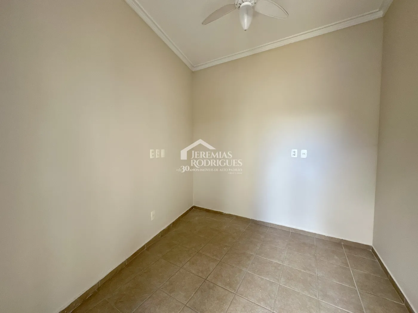 Casa para locação com 4 dormitórios no Condomínio Taubaté Village em Taubaté/SP - foto 98