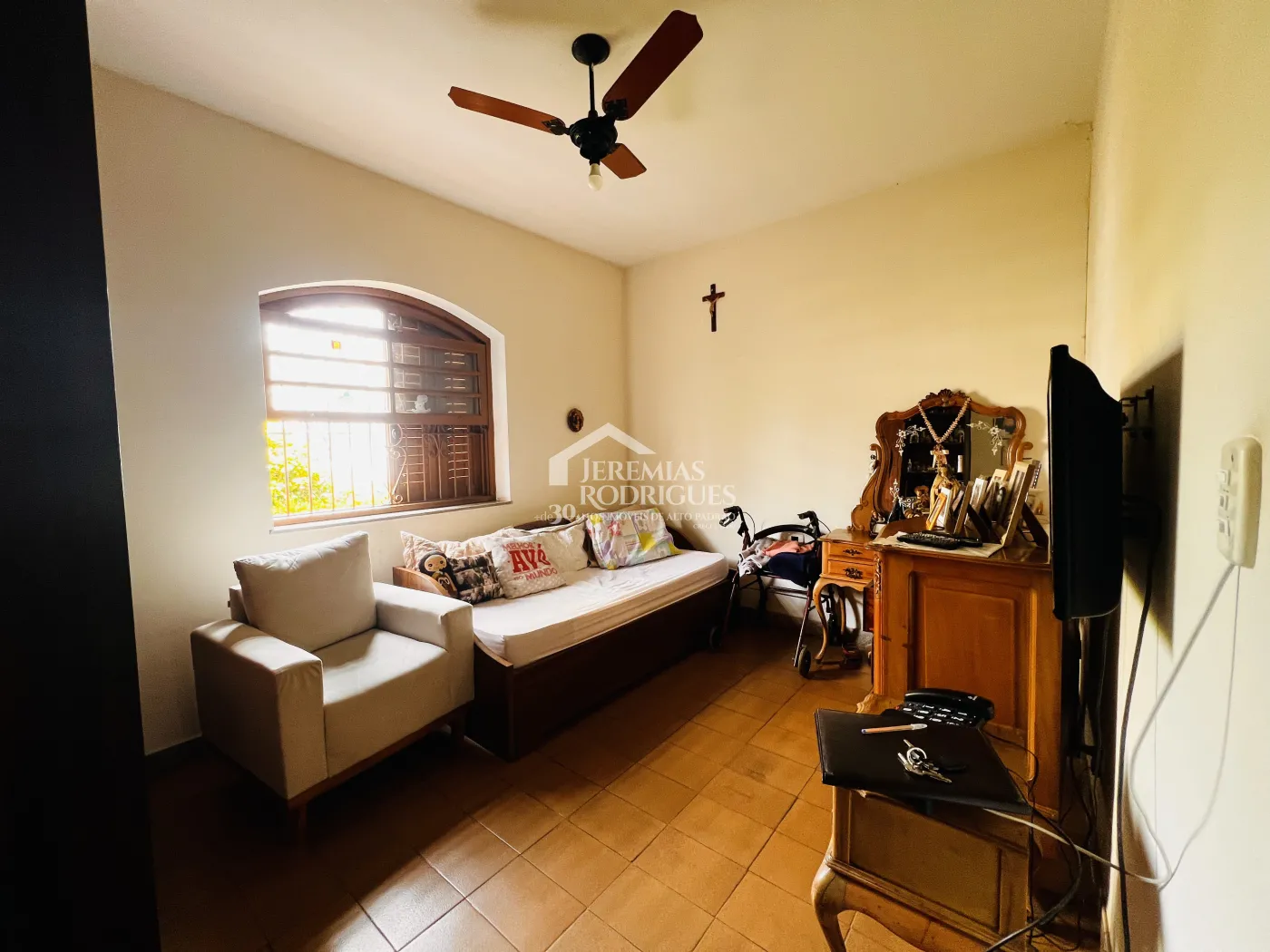 Casa para venda com 4 dormitórios no Centro em Taubaté/SP