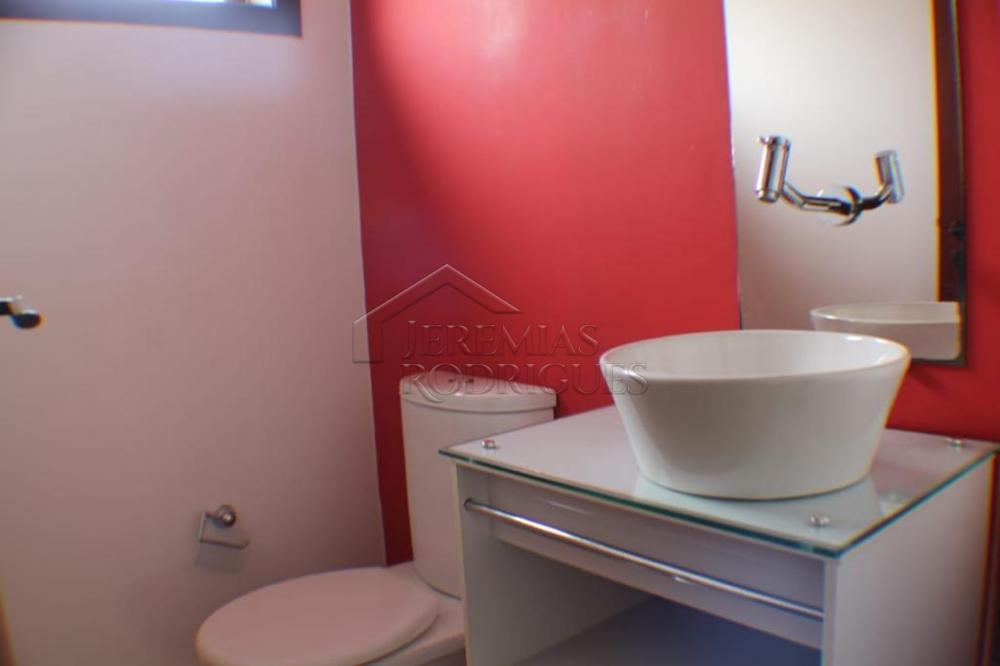 Casa para venda e locação com 4 dormitórios no Condomínio Real Ville em Pindamonhangaba/SP.