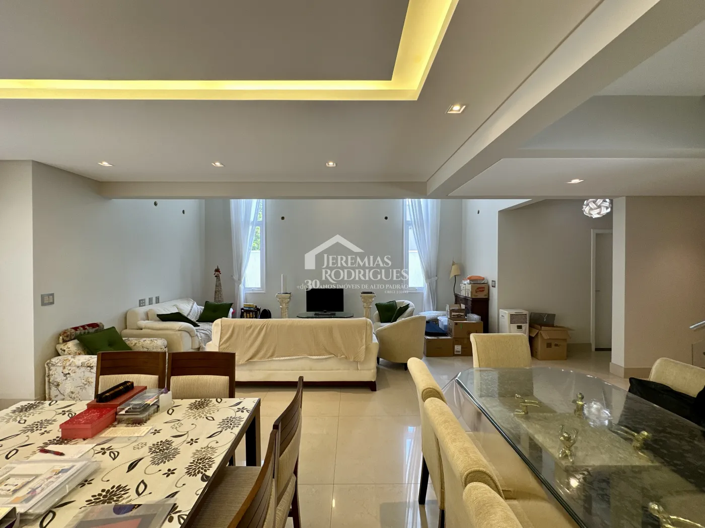 Casa com 4 dormitórios, 369 m² - Condomínio Terras de San Marco - Taubaté/SP.