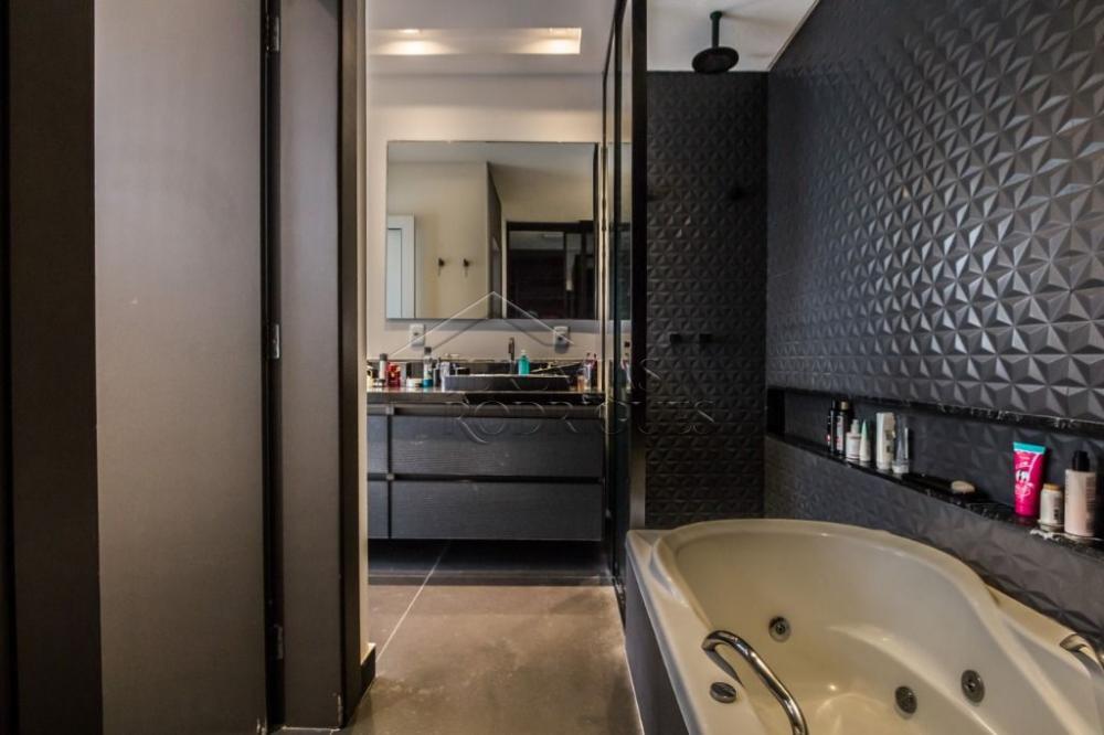 Casa à venda por R$ 2.700.000,00 - Pindamonhangaba/SP