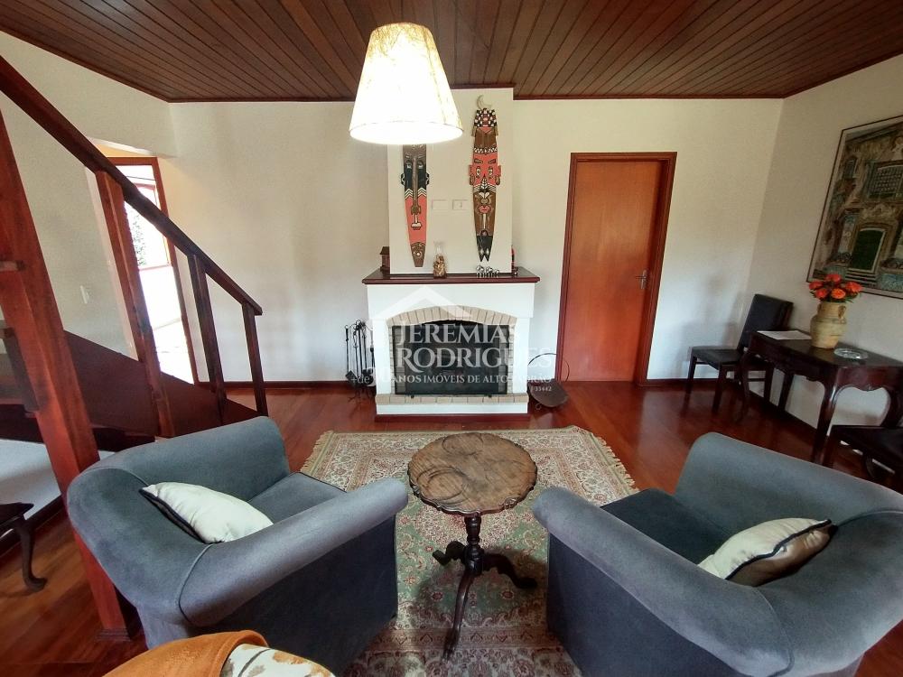 Casa com 4 suítes, 204 m² - Condomínio Jardim Véu da Noiva - Campos do Jordão/SP