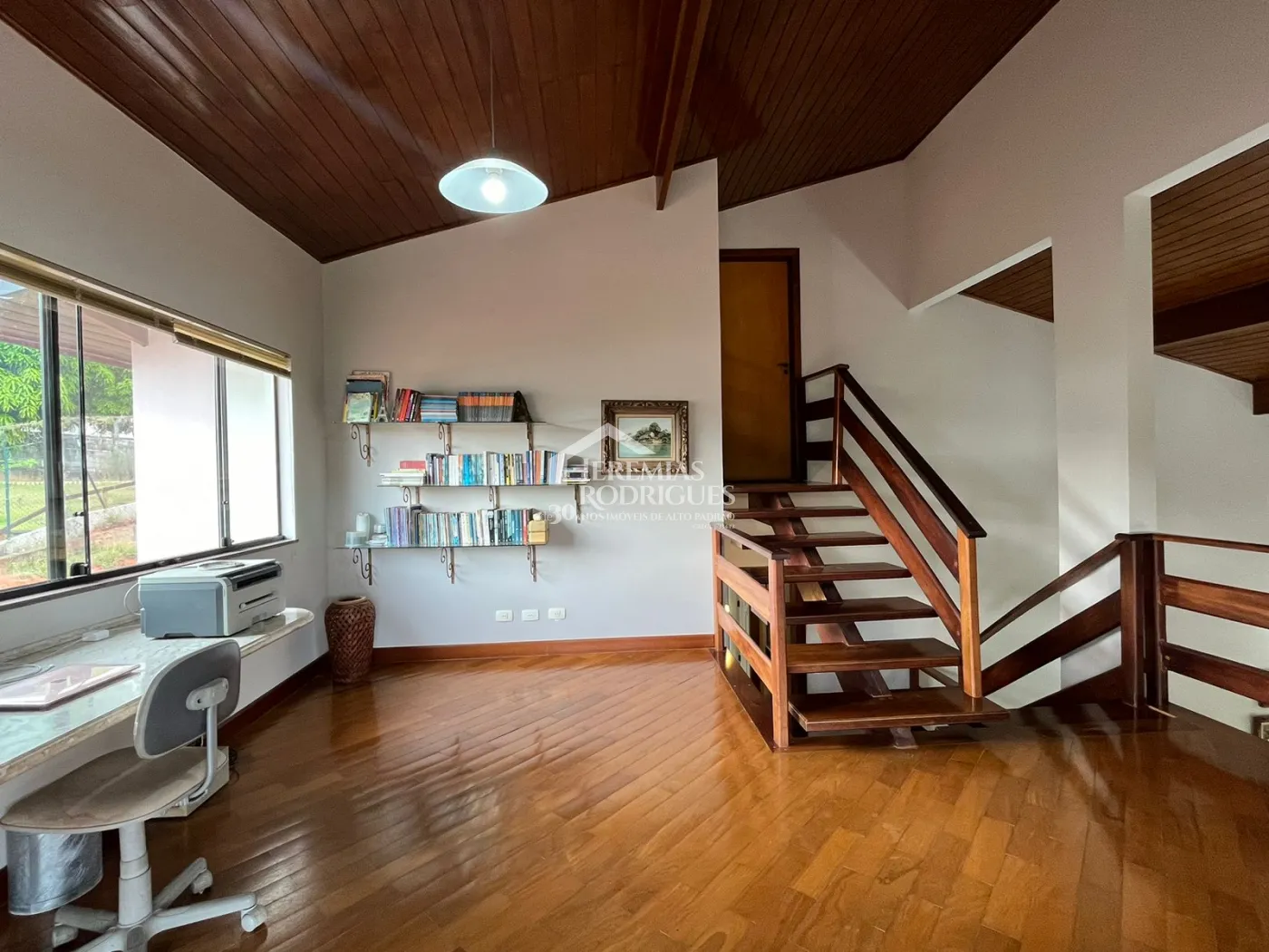 Casa com 4 dormitórios, 421 m² - Condomínio Chácaras Cataguá - Taubaté/SP.