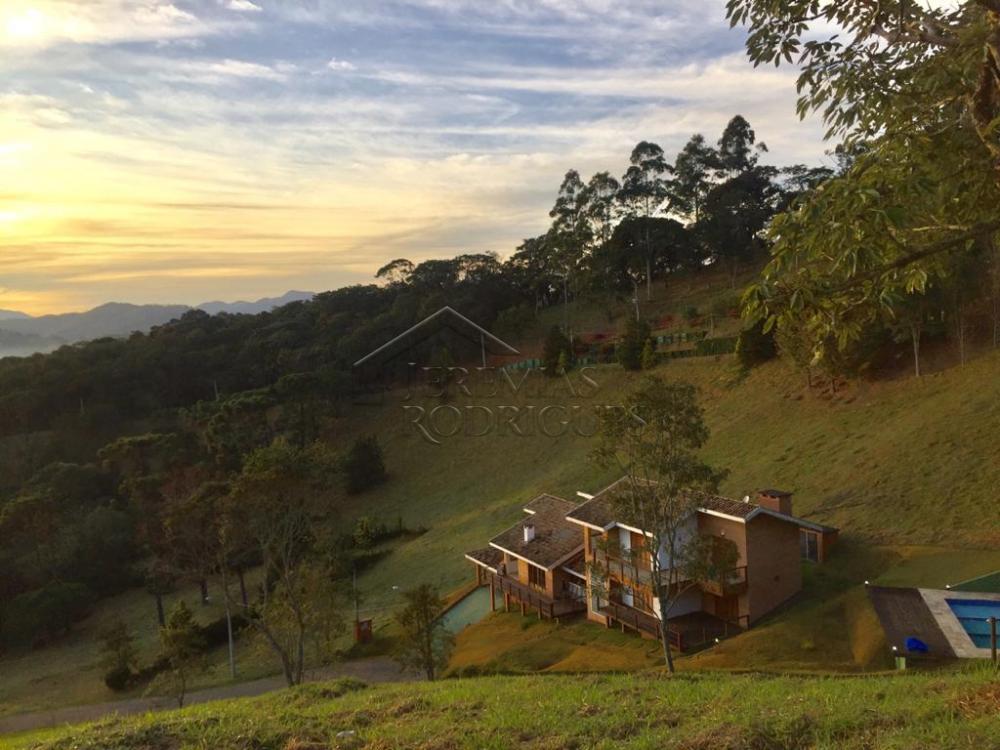 Casa para venda e locação com 3 dormitórios em Santo Antônio do Pinhal/SP