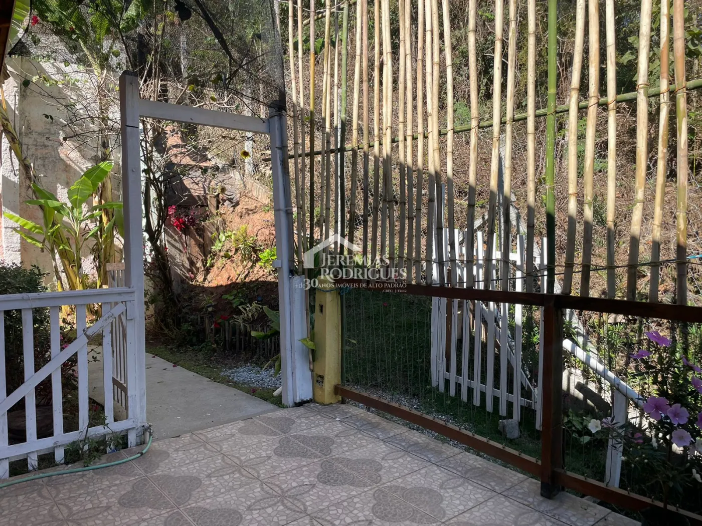 Casa com 2 suítes, no Pinhalzinho em Santo Antônio do Pinhal/SP