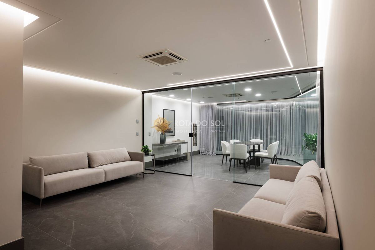 Yachthouse Apartamento Alto Padrão 4 Suítes no Centro de Balneário Camboriú SC