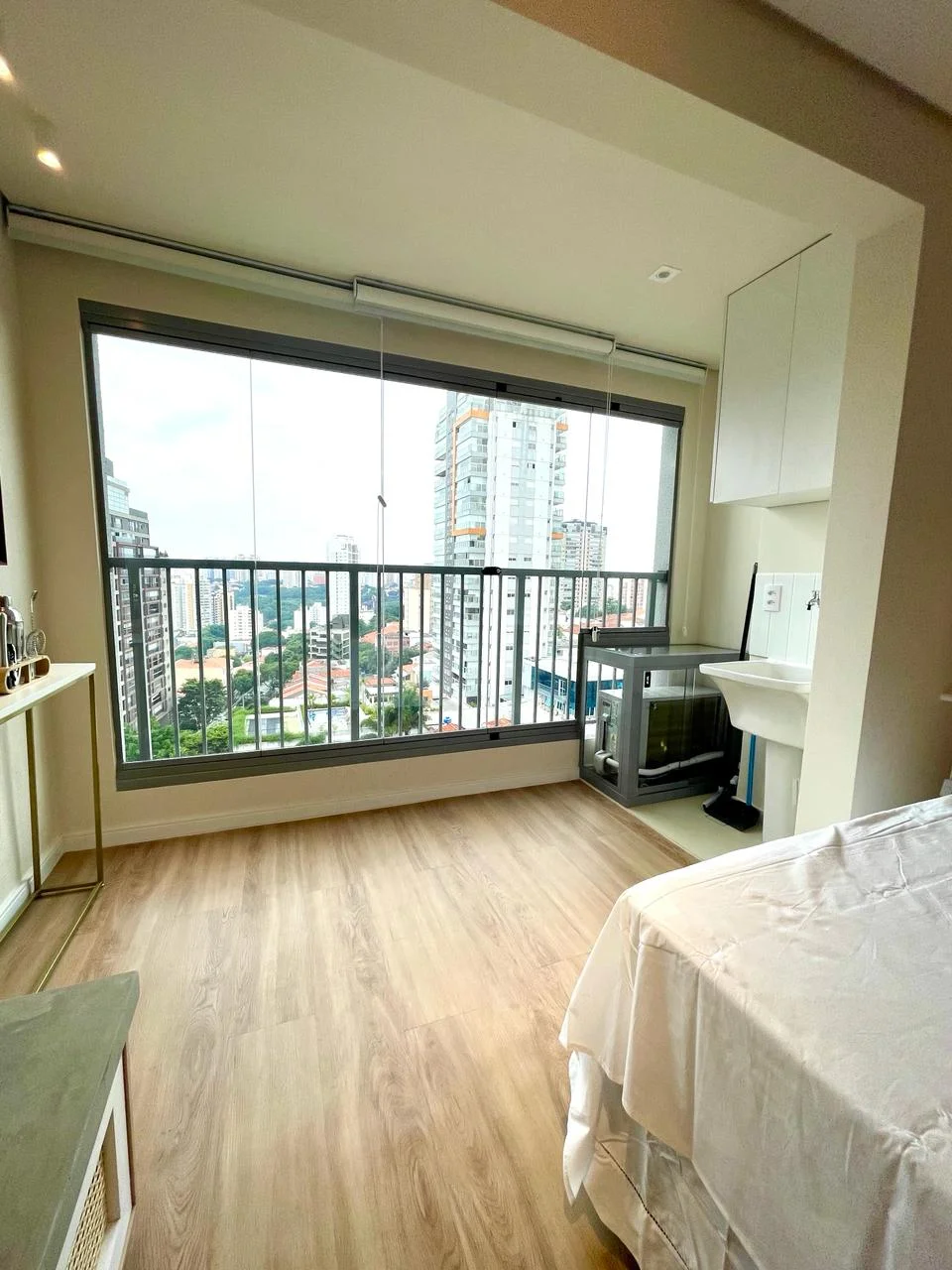 Vila Mariana | Studio mobiliado a 500 m do Metrô Ana Rosa | Cyrela