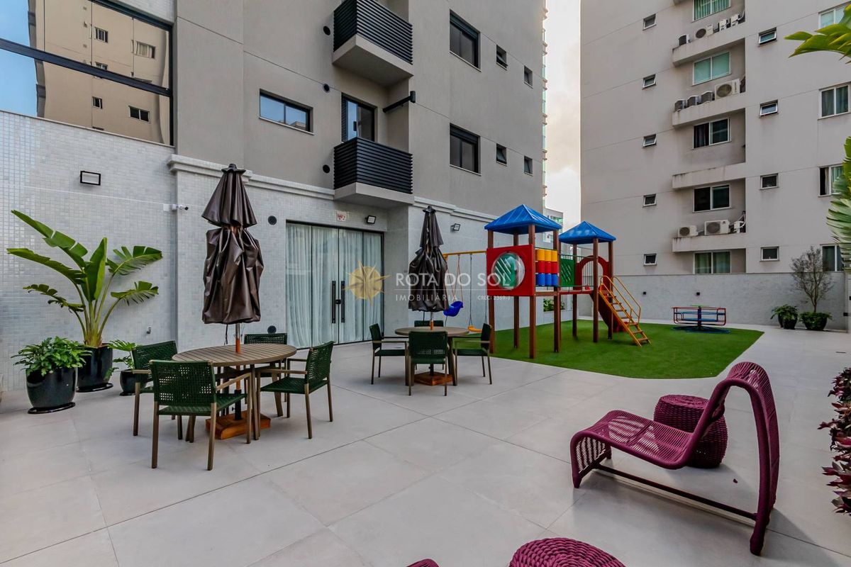 Fiori Del Mare Apartamento 3 Suítes e 2 Vagas em Meia Praia Itapema SC
