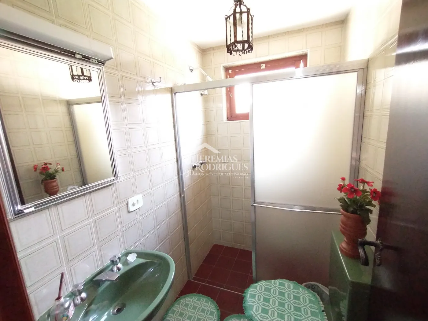 Casa com 4 dormitórios, 265 m² -  Alto do Capivari - Campos do Jordão /SP