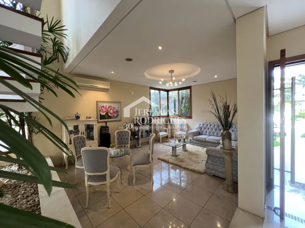 Casa com 3 quartos, 423 m² - Condomínio Taubaté Village - Taubaté/SP