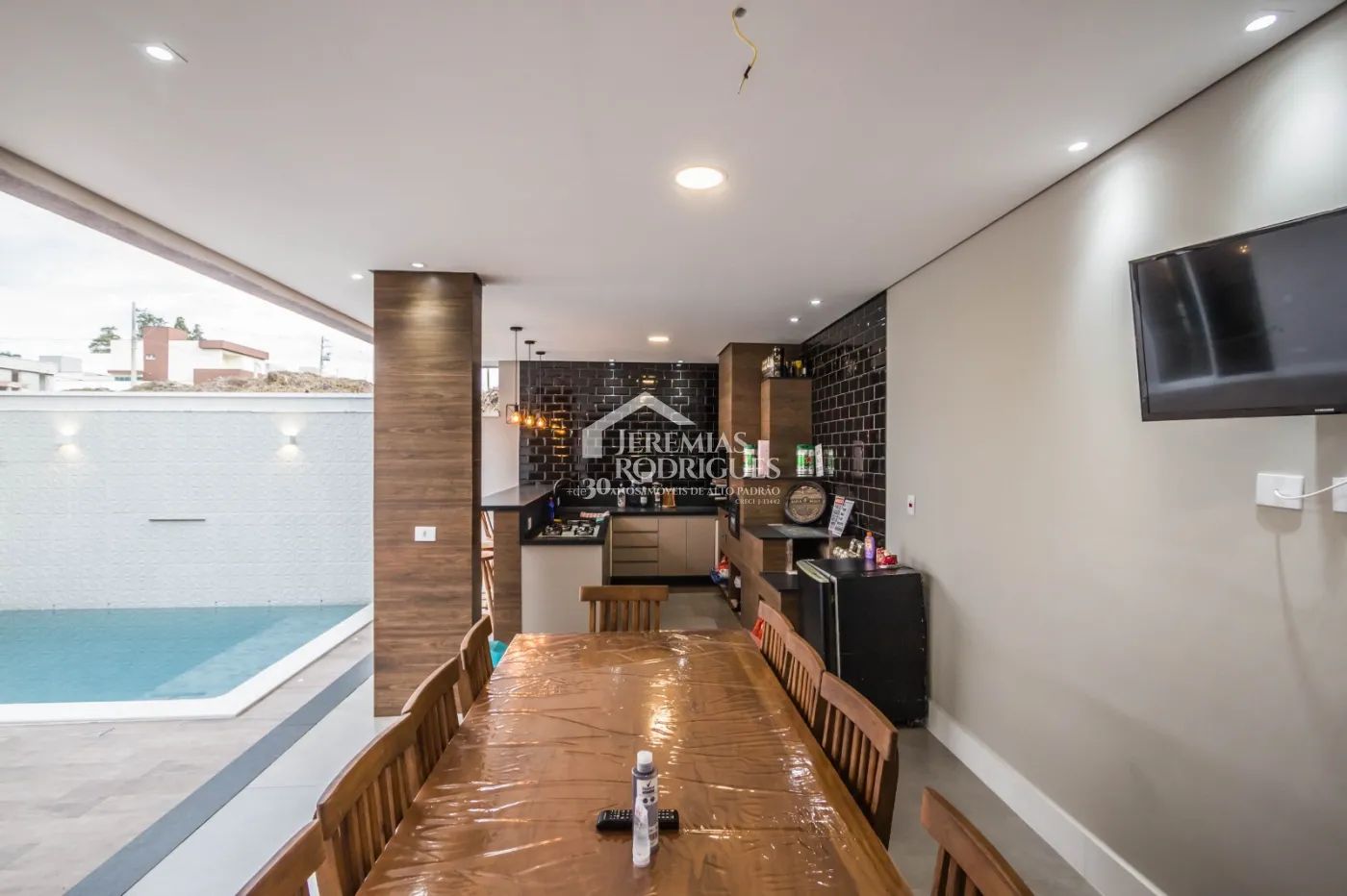 Casa com 368 m² - Condomínio Morada do Visconde - Tremembé/SP