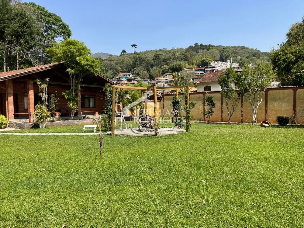 Casa com 5 suítes, 348 m² - Centro - Santo Antônio do Pinhal/SP.