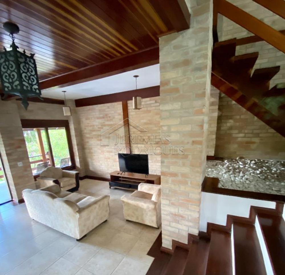 Casa à venda no Condomínio Domingas Dias em Ubatuba/SP.