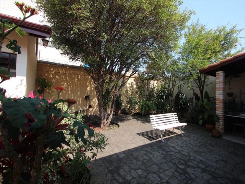 Casa à venda por R$ 1.000.000,00 - Taubaté/SP