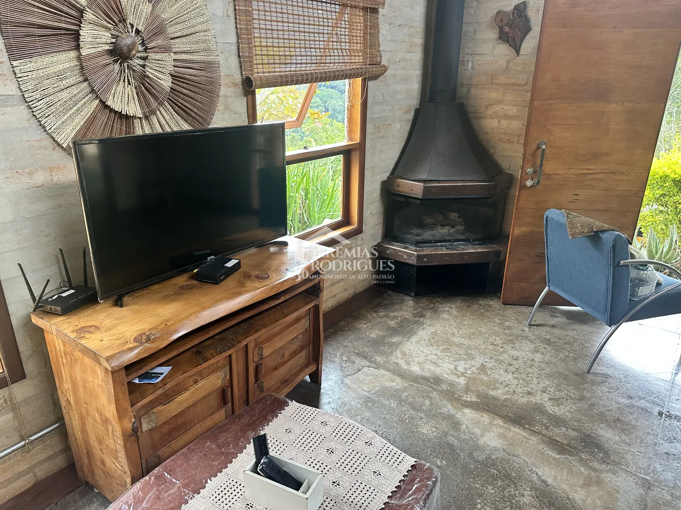 Casa à venda com 3 suítes no Centro em Santo Antônio do Pinhal/SP