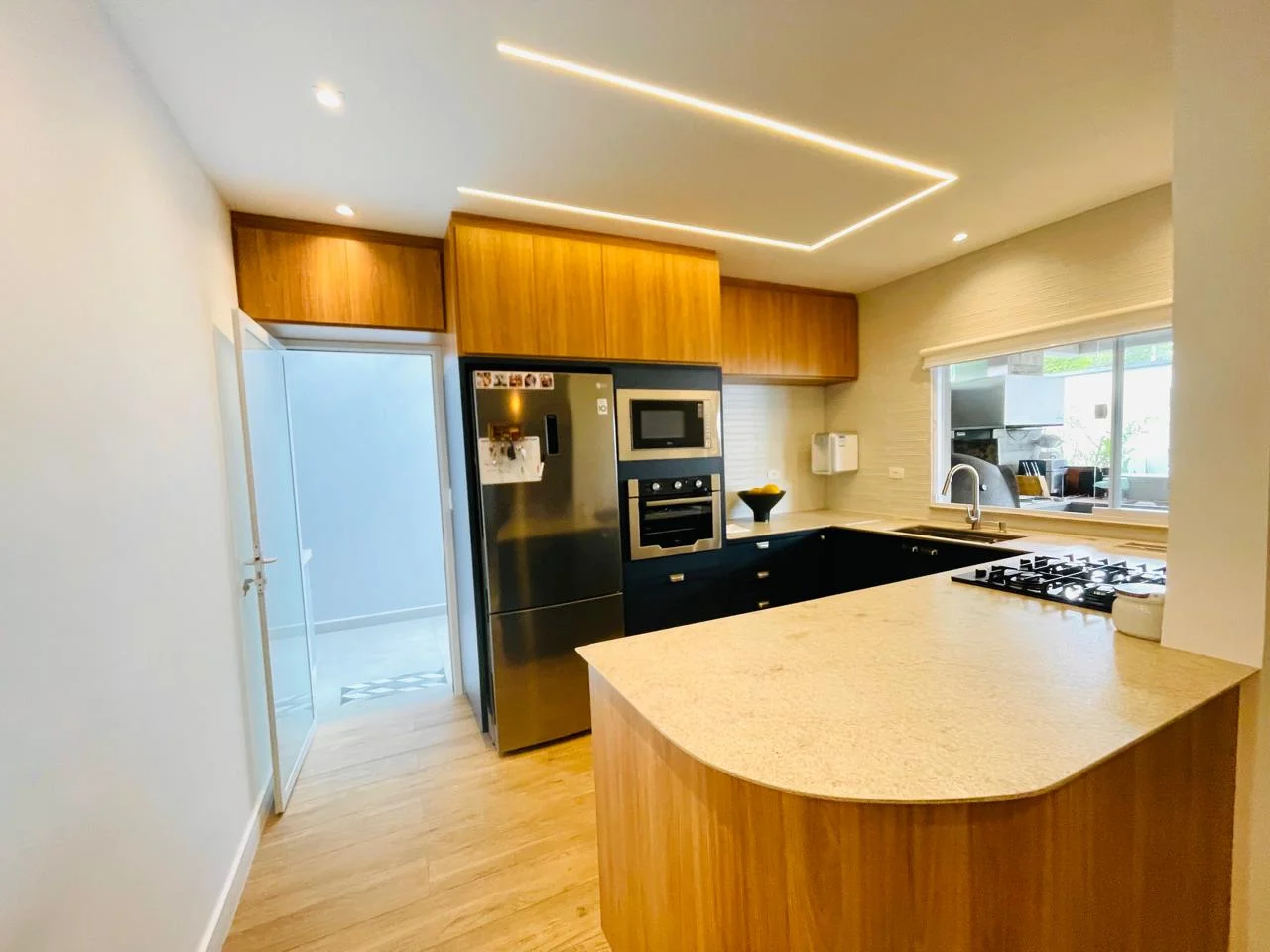 Casa à venda com 3 dormitórios no Condomínio Terras de San Marco em Taubaté/SP.