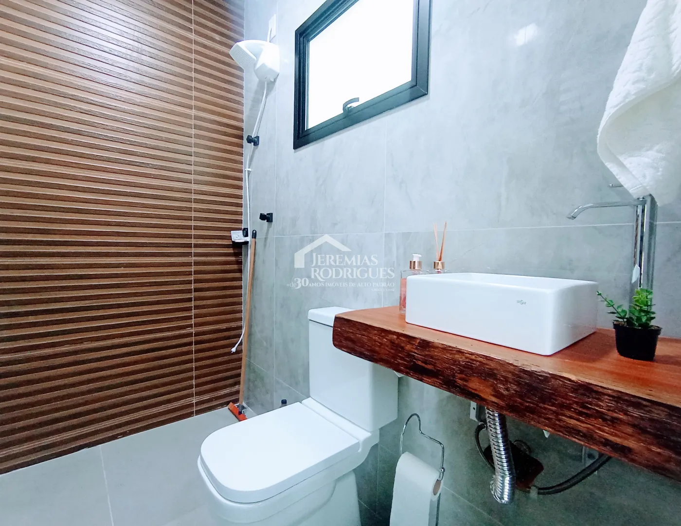 Casa à venda com 4 dormitórios no Condomínio Cyrella Landscape em Taubaté/SP