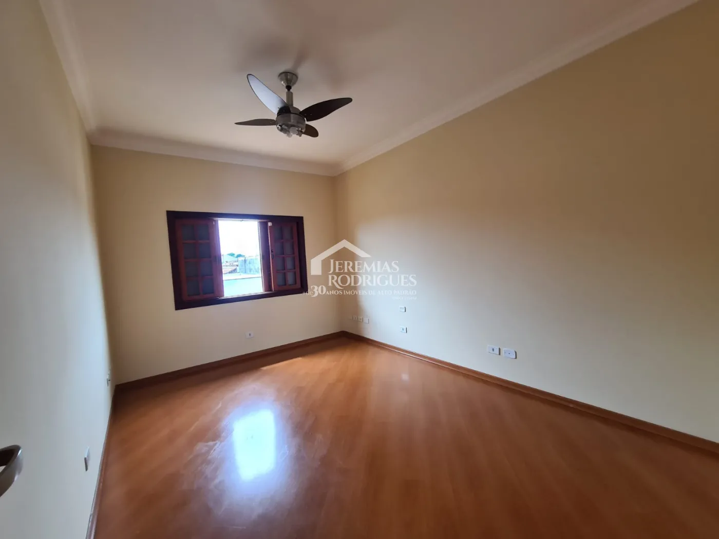Casa com 3 dormitórios, 344 m² - Loteamento Village Tremembé - Tremembé/SP.