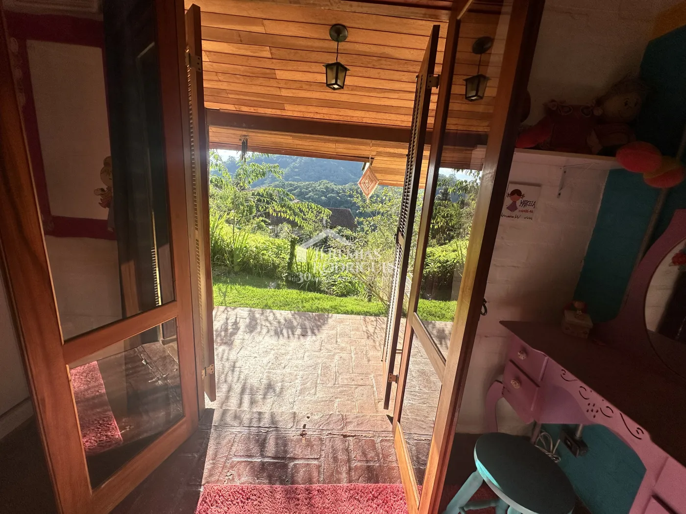 Casa à venda com 3 suítes no Centro em Santo Antônio do Pinhal/SP