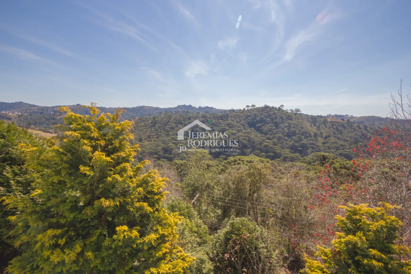 Casa com 3 suítes, 170 m² - Condomínio Jardim Monte Belo - Campos do Jordão/SP