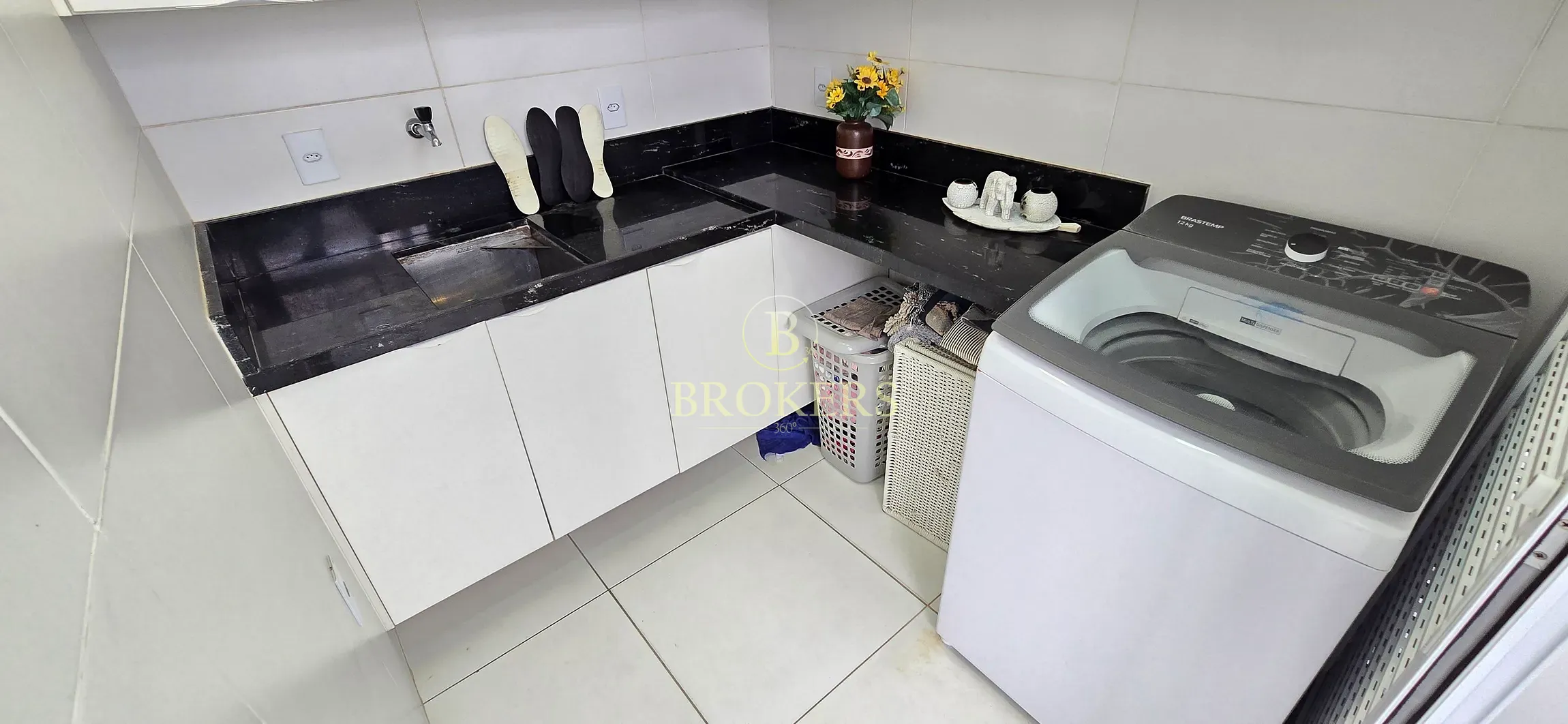 Apartamento espetacular, todo  modernizado à venda na Rua Figueiredo Magalhães, Copacabana, Rio de — foto 40
