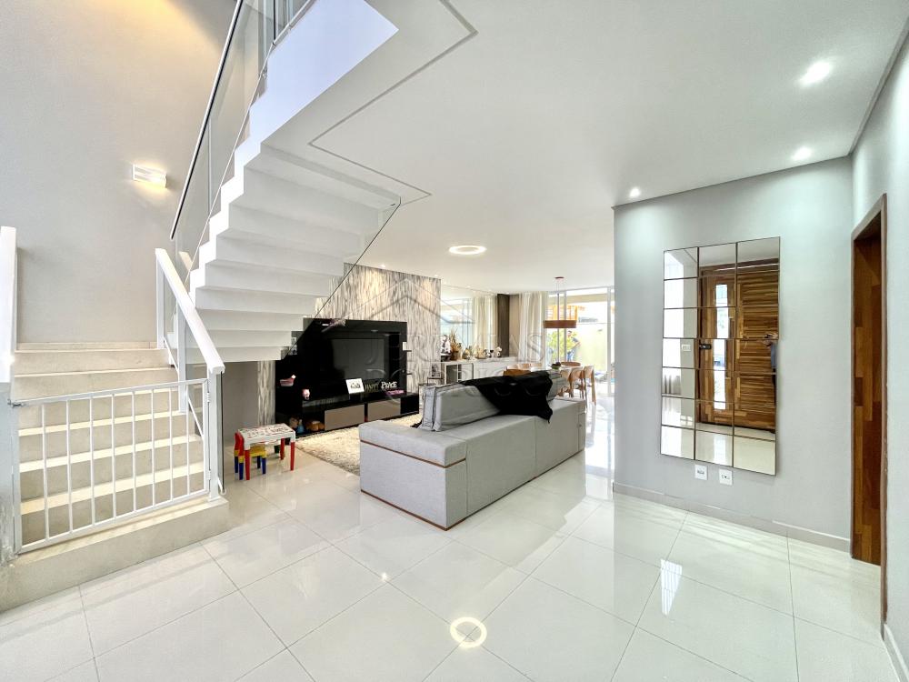 Casa com 4 quartos, 306 m² - Condomínio Ouro Ville - Taubaté/SP