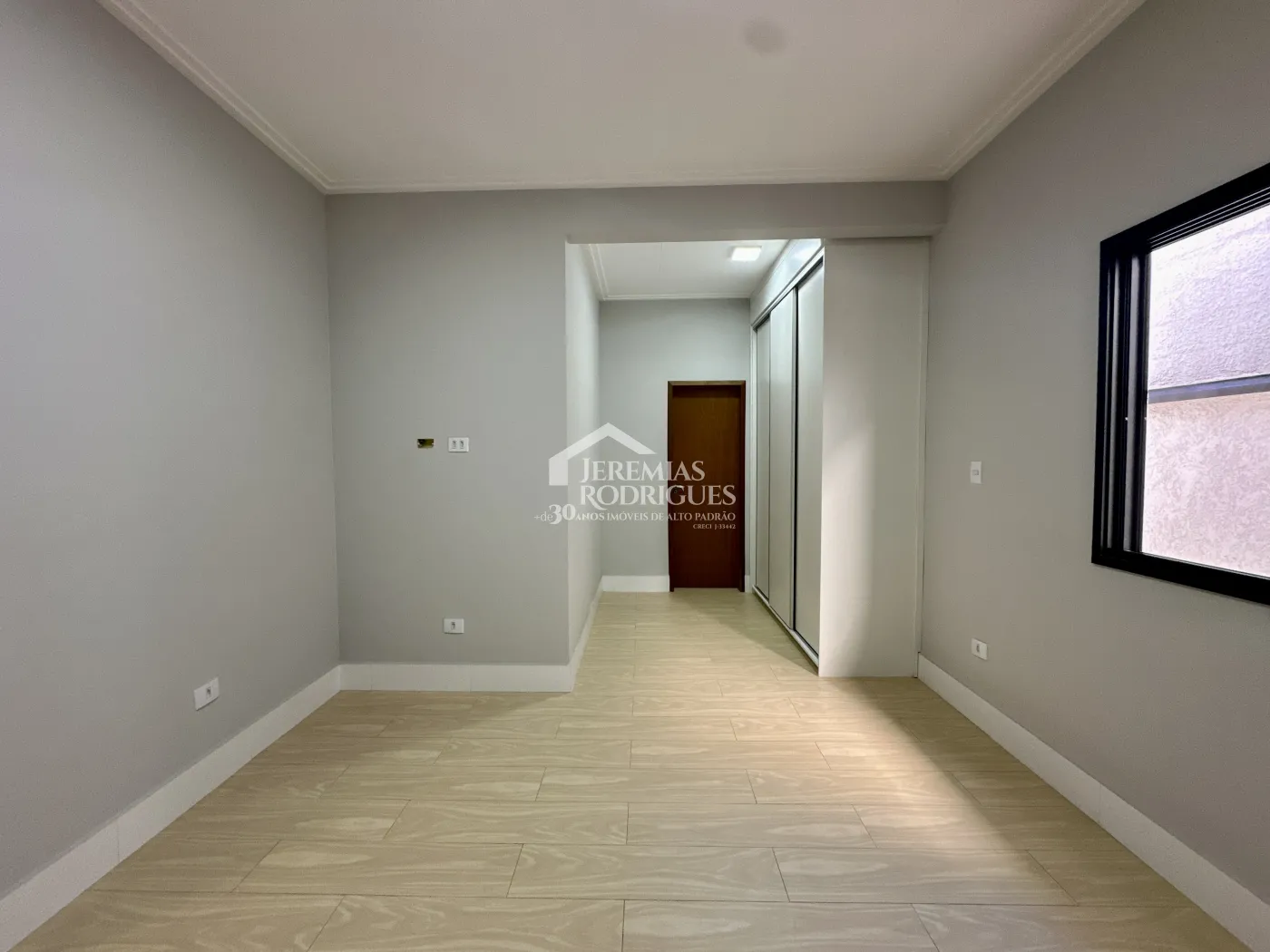 Casa para locação com 3 dormitórios no Condomínio Parque das Araucárias em Tremembé/SP