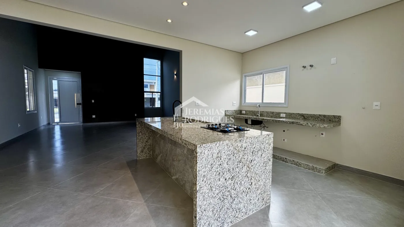 Casa à venda no Condomínio Reserva Bonsucesso em Pindamonhangaba/SP