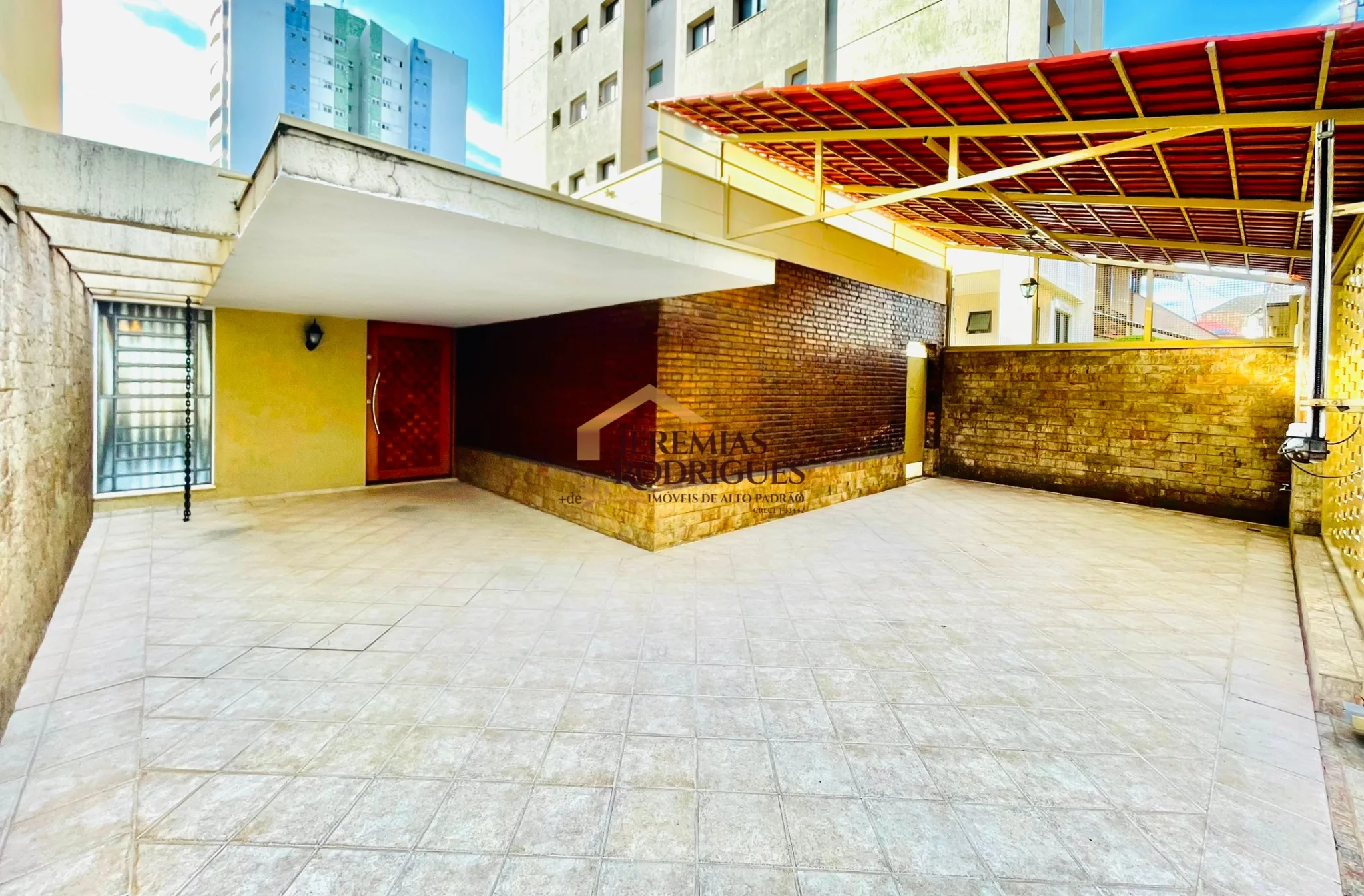 Casa para locação e venda no Centro em Taubaté/SP. — foto 37