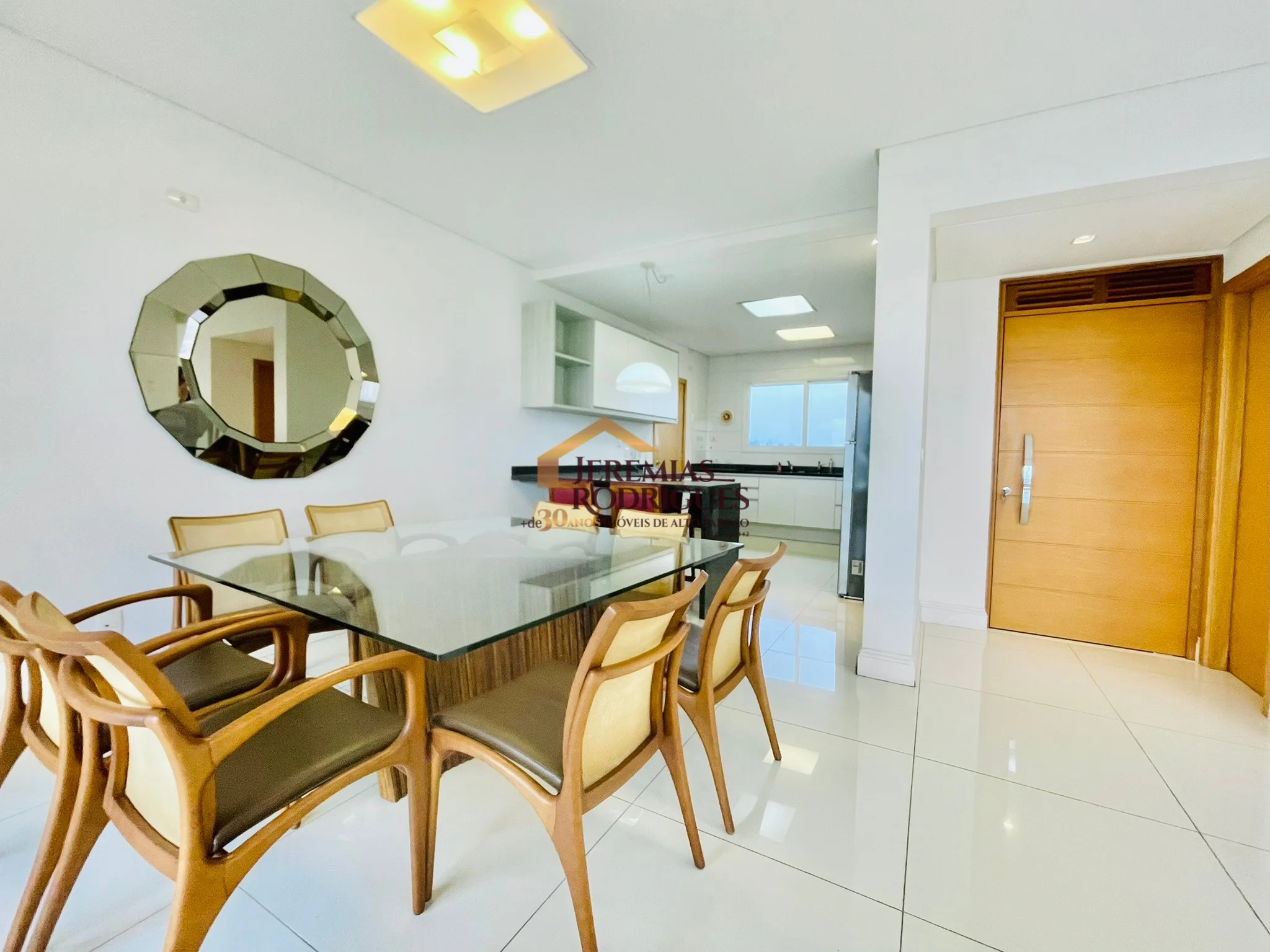 Apartamento Mobiliado para locação e venda no Condomínio Des Arts em Taubaté/SP.